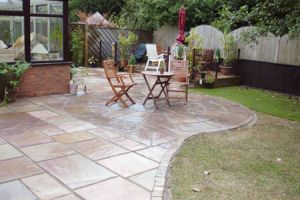 Rippon Paving with Circle